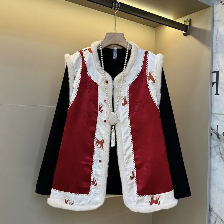 2025新款马年本命年新中式复古双面穿马甲小衫大码套装957