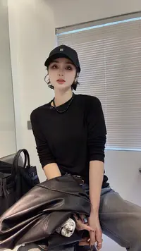 FANYE 2025早秋新款极简风刺绣笑脸多色针织打底衫