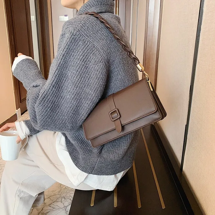 秋冬季流行小包包女2025新款潮韩系百搭斜挎包网红单肩时尚小包