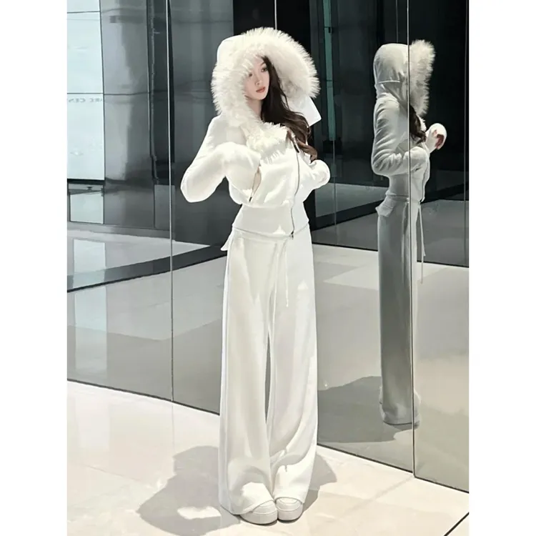 巨好看白色休闲运动套装女秋冬加绒时尚洋气毛领卫衣阔腿裤两件套