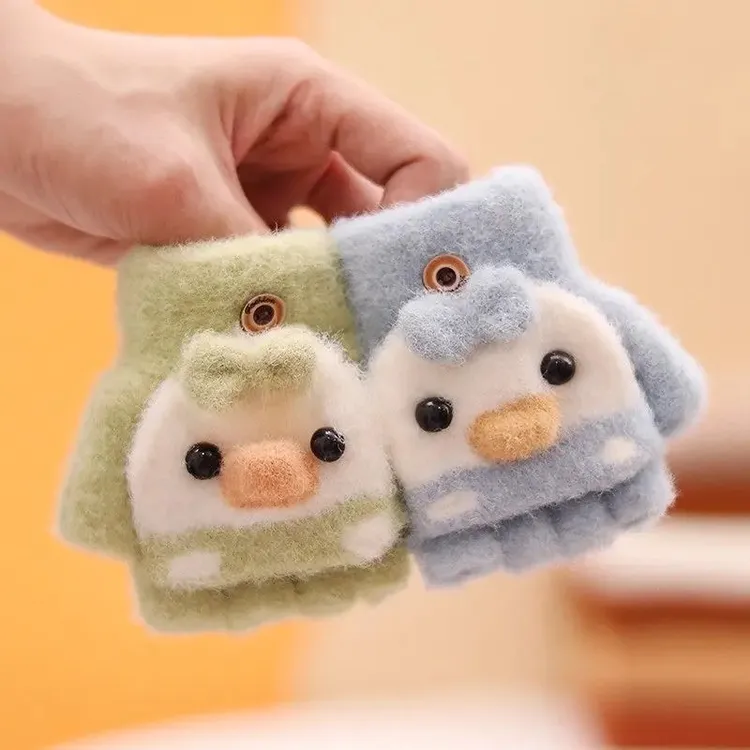 0-3岁宝宝可爱翻盖卡通男童女学院风男女通用卡通风加厚手套女童