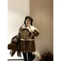 韩11复古焦糖色拼接绒外套女羔羔毛皮毛一体保暖翻领上衣
