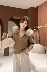 漫姐的店【太妃糖】2025年新款连帽短款春秋针织开衫小个子毛领外套