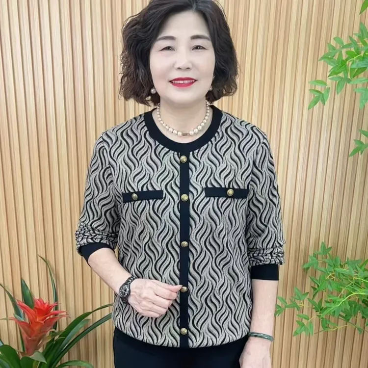 薄款常规款翻领娃娃领中老年女装大码小衫时尚百搭V9859