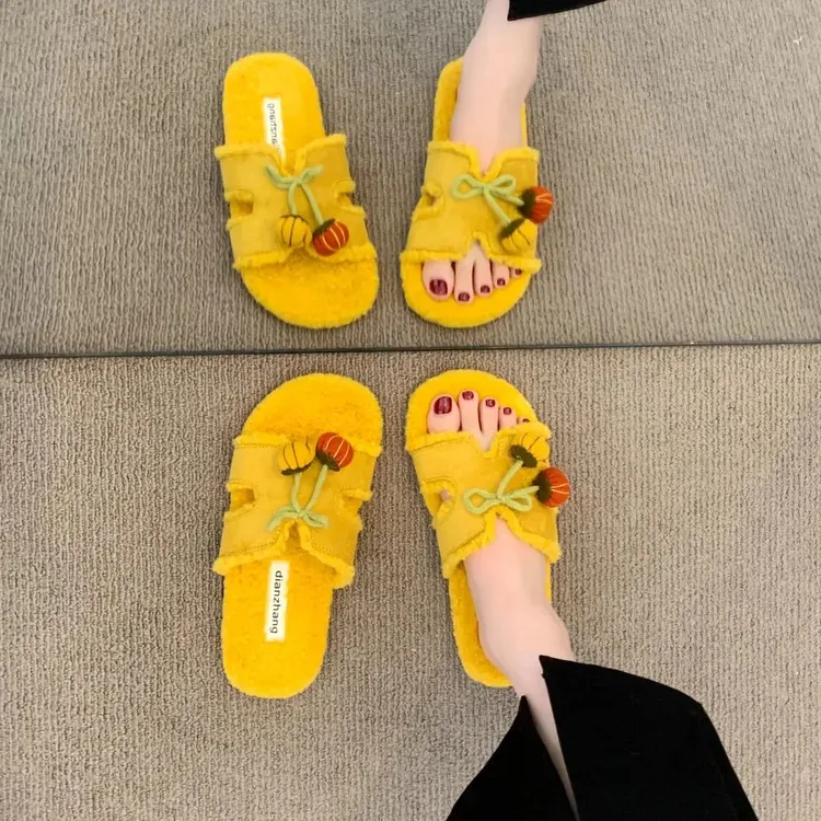 网红平底毛毛拖鞋女外穿2025新款秋冬爆款超火羊羔毛居家毛绒棉拖