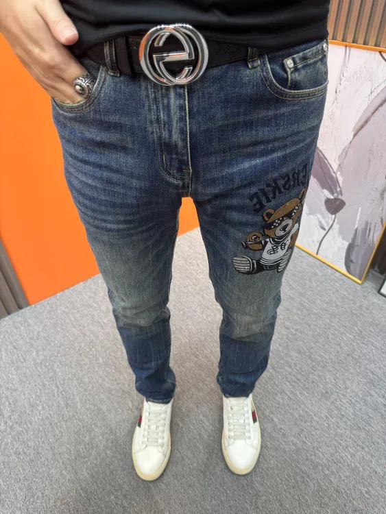 秋冬潮牌牛仔裤烫钻男士水洗蓝色牛仔裤修身小脚个性时尚潮流裤子