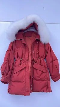 连帽狐狸毛牛角扣羽绒服 814292