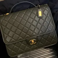 99新 Chanel/香奈儿 多多奢品/香奈儿22k限定双肩包/98新包展