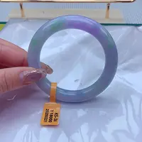 翡翠手镯未镶嵌翡翠