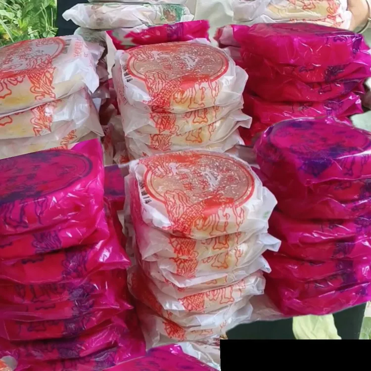正宗昭通老式红糖花生芝麻月饼传统怀旧风味美食