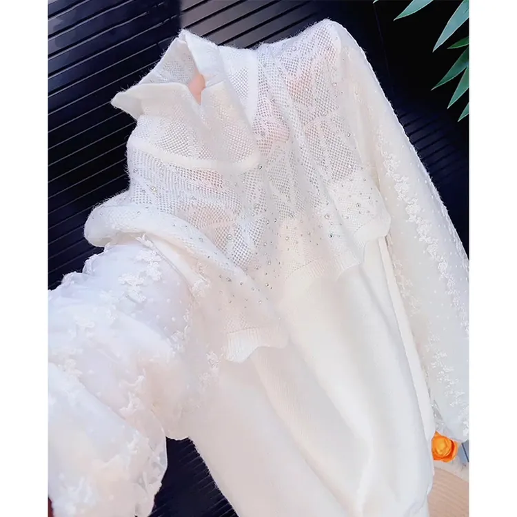 韩系高级感蕾丝拼接烫钻针织衫女秋冬新款设计感大码显瘦气质上衣