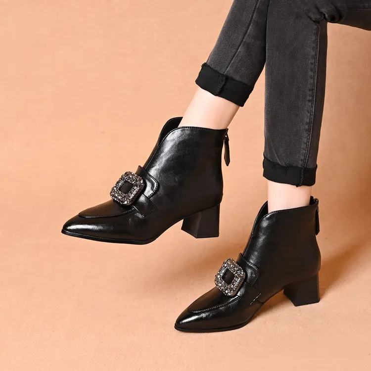 【品牌补贴】粗跟尖头胶粘女冬季胶黏中跟短靴防水粘胶拉链轻职风