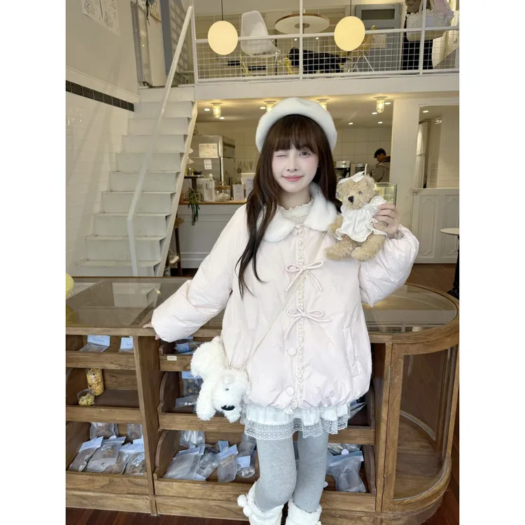 甜美风粉色羊羔绒娃娃领花苞棉服外套女秋冬季蝴蝶结宽松加厚棉衣