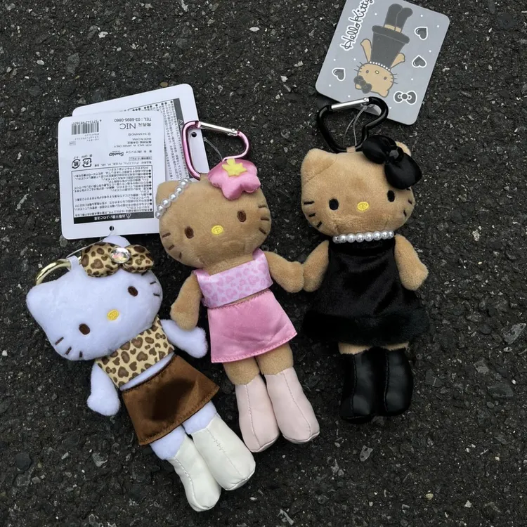 日系新款长腿黑色裙kt猫挂件小香风黑皮贵妇HelloKitty书包钥匙扣