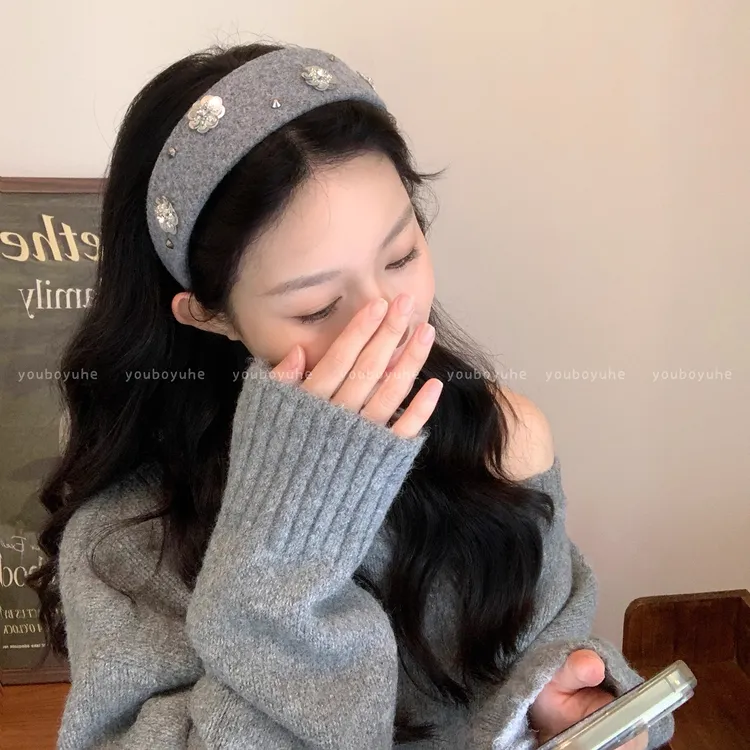 淡颜欧尼~ 韩系灰色毛呢花朵宽边发箍女款秋冬高颅顶外戴头箍发饰