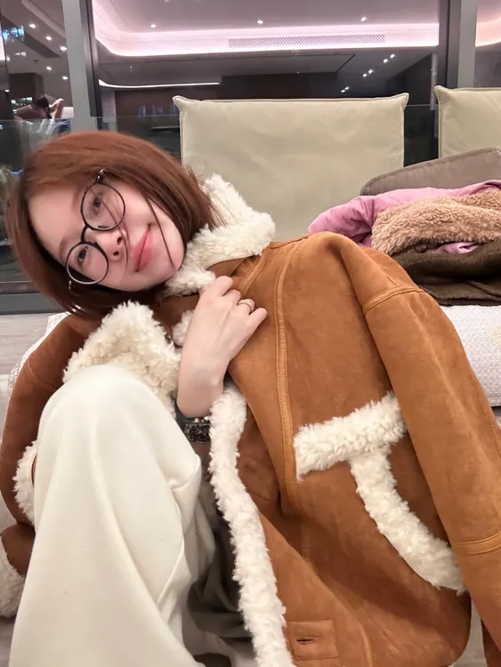 【BORAKOO】冬新款~咖色翻领皮毛一体棉服外套