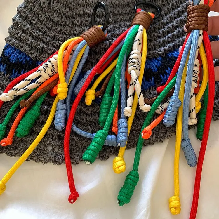 彩虹色miu系编织挂件复古流苏ins风尼龙绳挂饰创意钥匙扣包包挂件