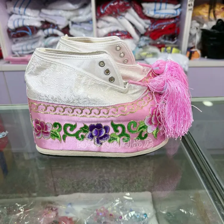 平底绣花戏曲鞋古装花旦女鞋戏鞋平底鞋舞蹈鞋戏曲鞋子