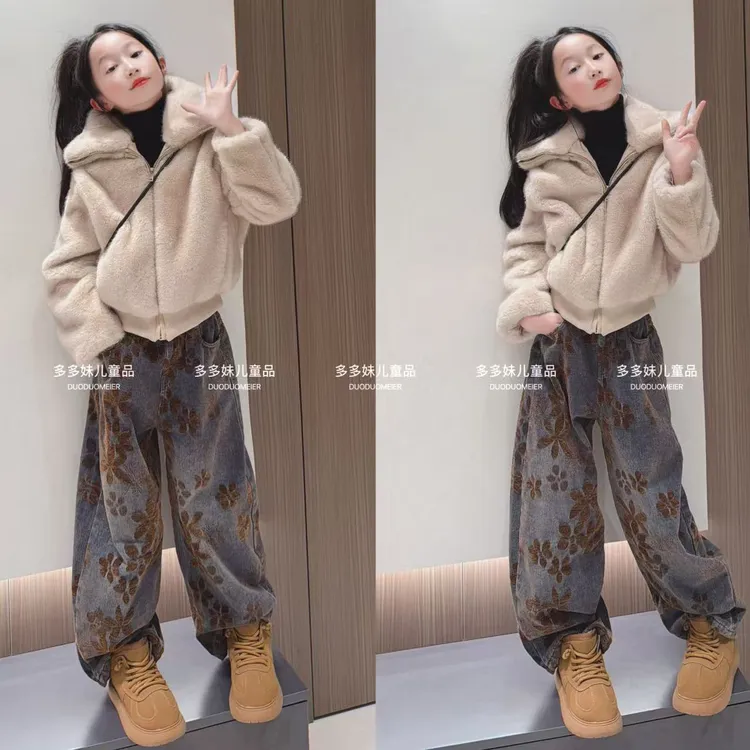 美拉德毛绒翻领长袖外套女童2025冬季复古气质加厚开衫上衣牛仔裤