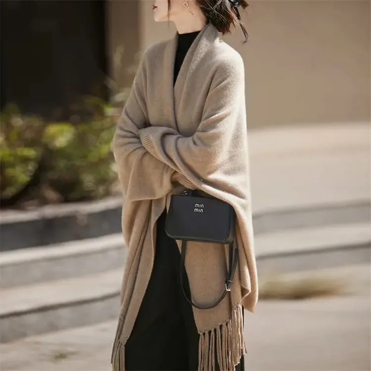 100%纯羊毛流苏针织大披肩女秋季新款舒适休闲通勤百搭穿出高级感