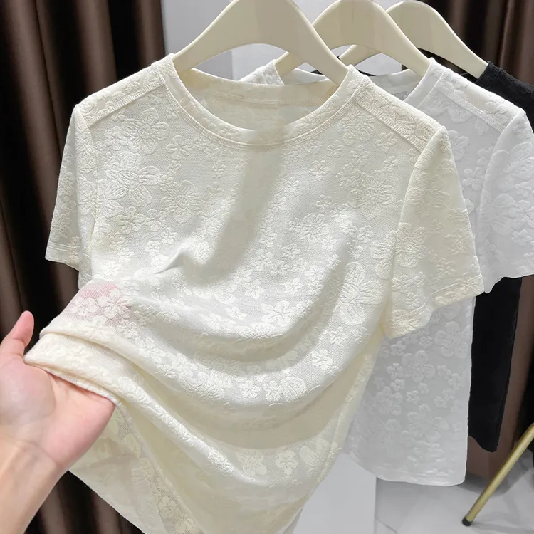 新中式轻国风杏色正肩t恤女2025新款提花花朵圆领百搭设计感小衫