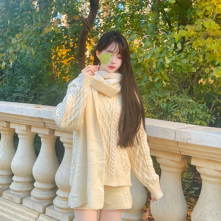 【Bella贝拉】慵懒麻花毛衣短裤围巾三件套女秋冬新款宽松针织套装