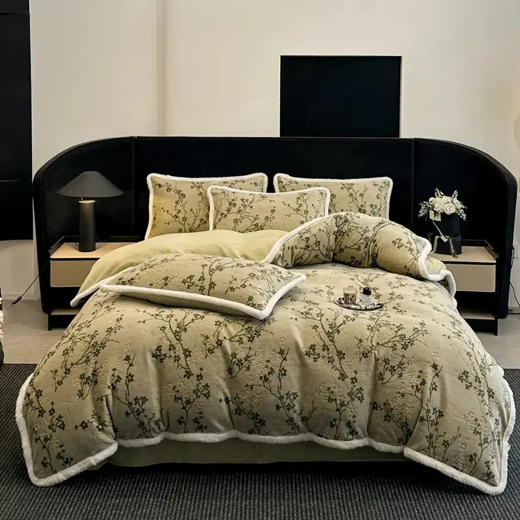 6D雕花绒加厚保暖牛奶绒四件套高克重加密床单被套印花双面绒床笠