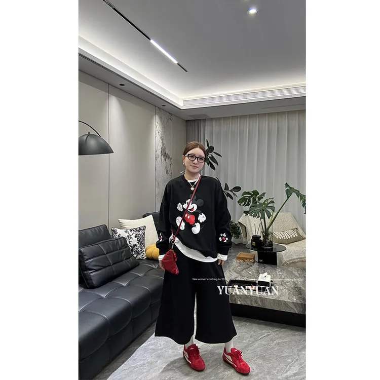韩版2025早秋休闲风落肩袖中长款印花米奇卫衣九分裤时尚套装圆领