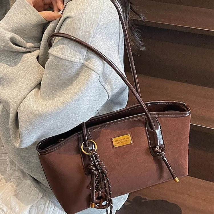 新款包包女斜挎中包秋冬2025法棍手提大容量手提包高级感小众女式