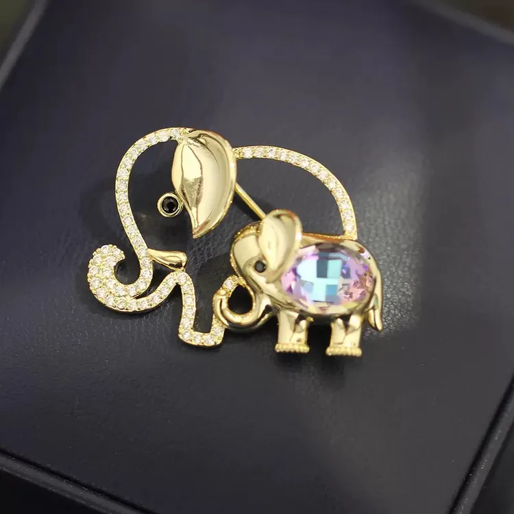 锌合金胸针 吉象如意大小象胸针女镂空设计别针精致胸花衣服配饰 
