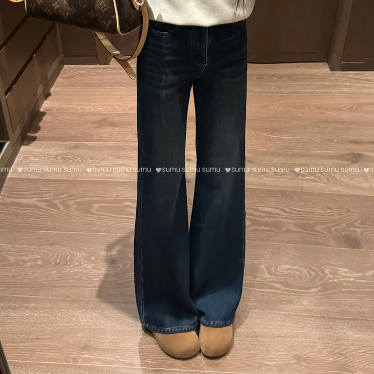 宿慕SUMU经典百搭加绒微喇牛仔裤2025新11-8显瘦牛仔微喇裤32032