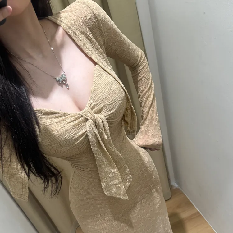 纯欲韩女  修身显瘦弹力蕾丝少女感自带胸垫长裙