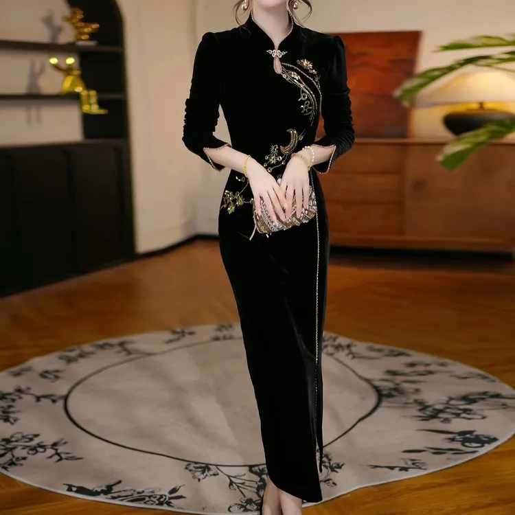 莫斯卡丹绒2025秋季新款轻奢优雅洋气修身显瘦改良旗袍气质连衣裙