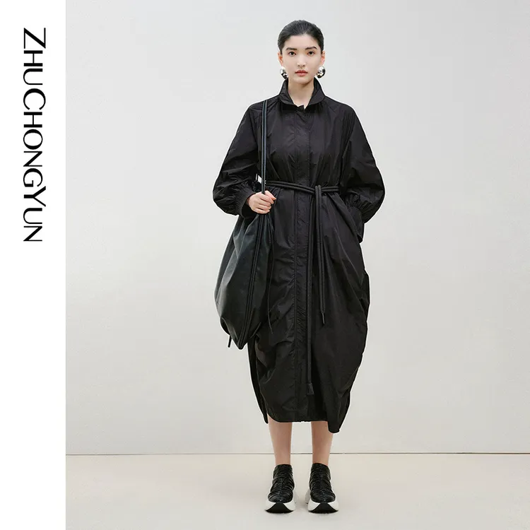 ZHUCHONGYUN春款黑色翻领褶皱设计感配腰带长款风衣外套C1EG1115F