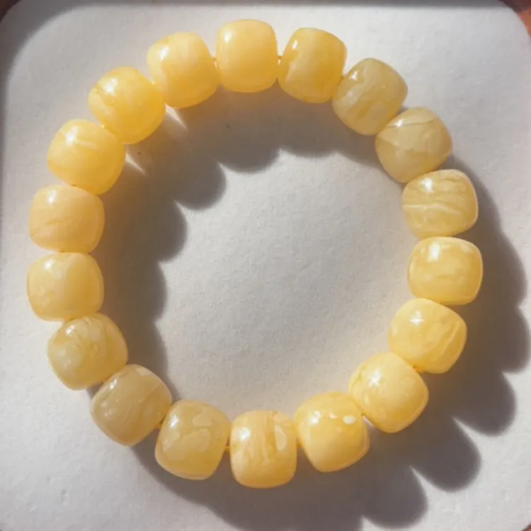 天然俄料蜜蜡老型虎皮手串卡14+mm重31.4克圈口19cm全品淡桔底