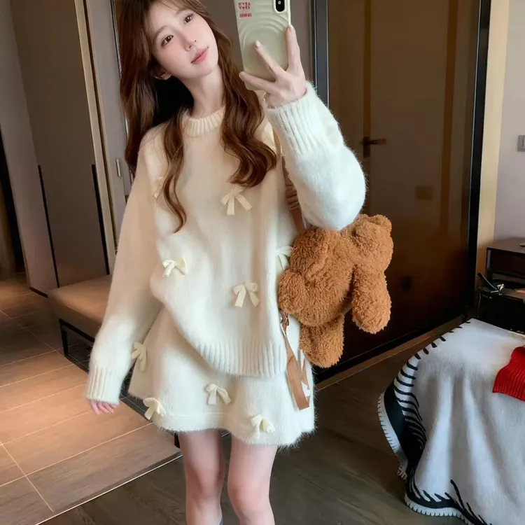 【蝴蝶絮语】韩系毛衣套装女秋冬新款重工蝴蝶结减龄针织短裙两件套