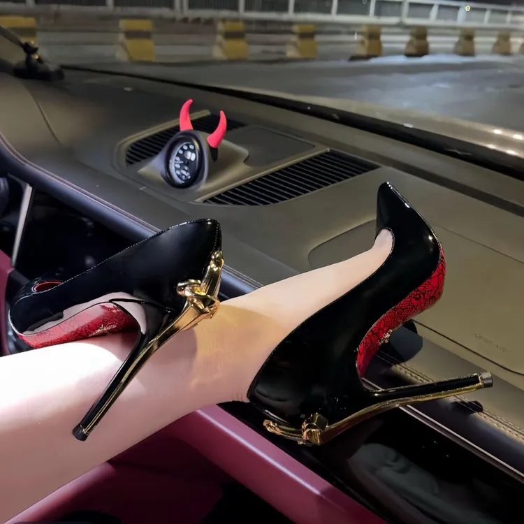 【VH】2025年新款利刃权杖细跟尖头红底高跟鞋御姐风黑色女单鞋