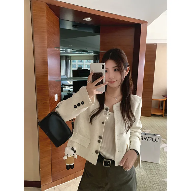 法式小香风精致感圆领外套女2025秋季新款千金气质显瘦休闲短夹克