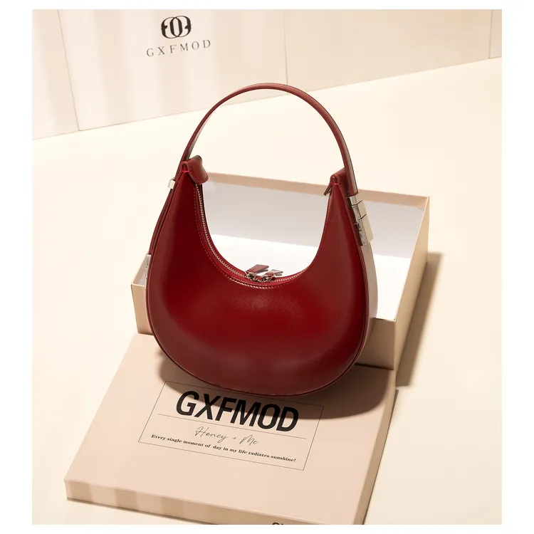 GXFMOD 红色婚包女复古牛皮结婚包2025新款通勤法棍包腋下新娘包