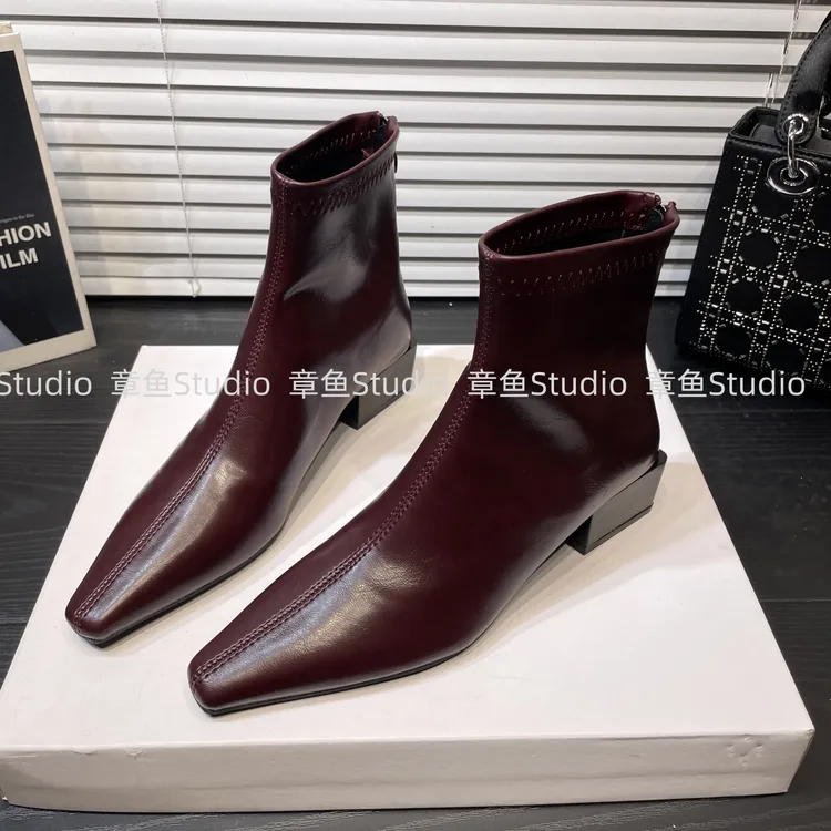 复古精致！车厘子红粗跟尖头短靴女简约气质瘦瘦靴软皮中跟马丁靴