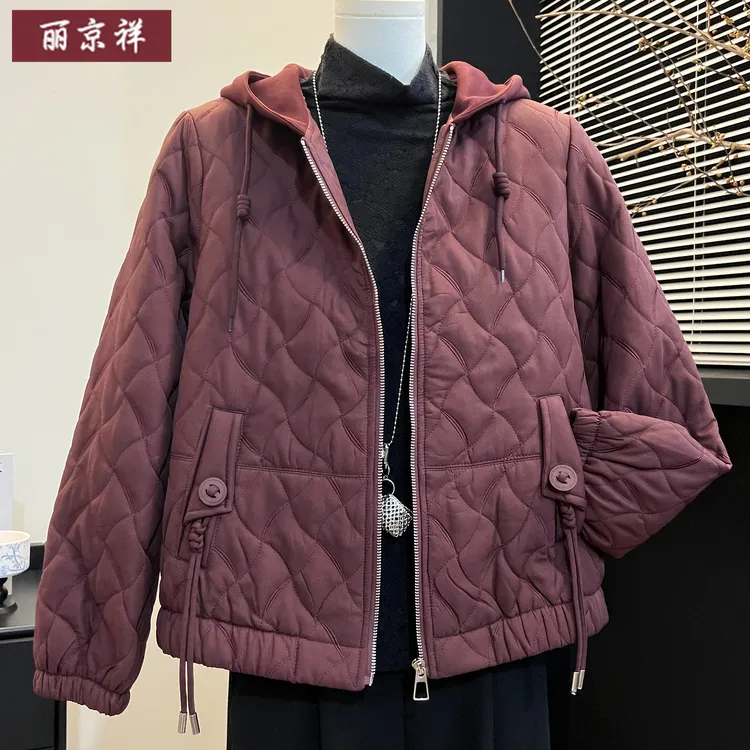 时尚妈妈装连帽菱格棉服2025秋季新款中老年高贵红色夹棉外套