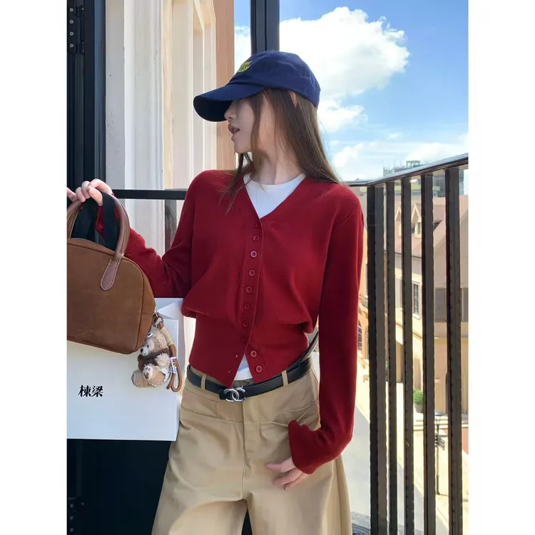 【织风私语】美式复古潮小众红色毛衣针织开衫女V领毛衫外套H331