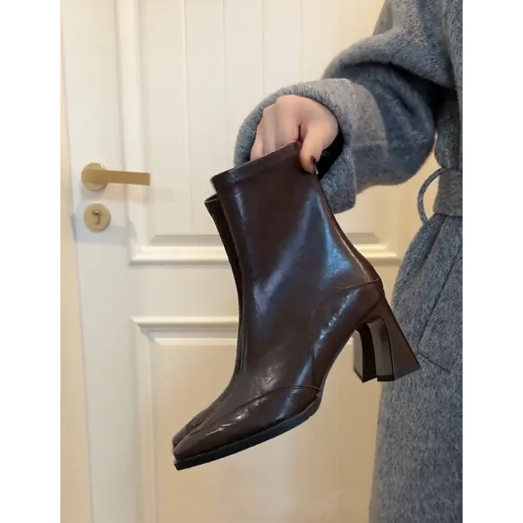 羊皮版复古高跟鞋瘦瘦靴女秋冬新款方头马丁靴粗跟弹力短靴美拉德