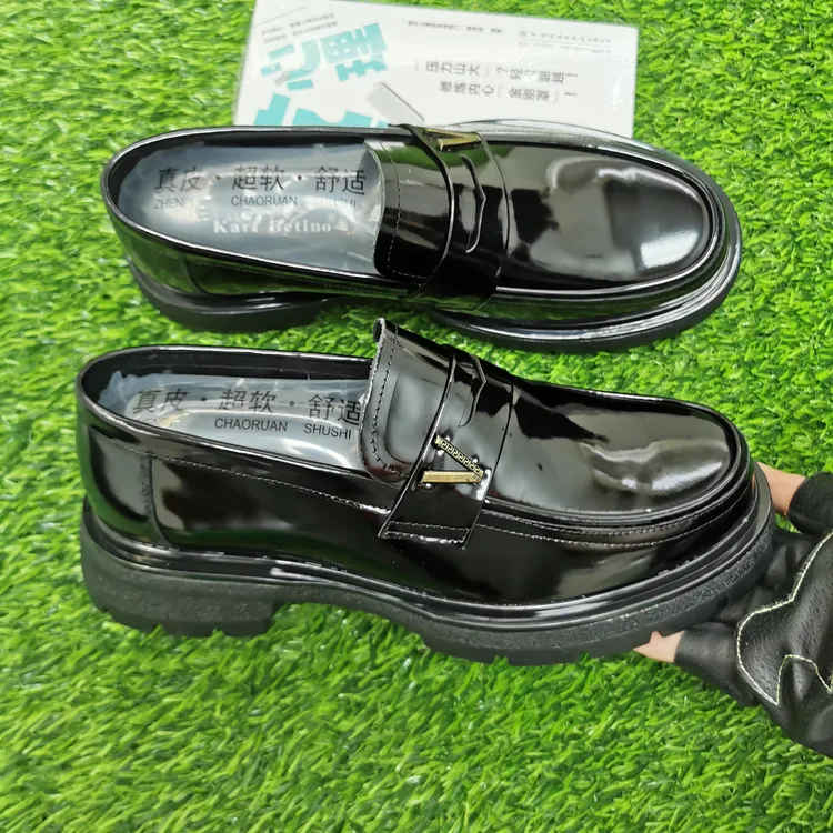 新款牛皮商务休闲一脚蹬套脚