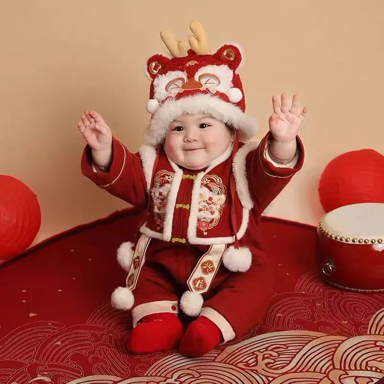 2025年婴儿冬季连体衣拜年服周岁抓周服男女宝宝过年喜庆外出衣服