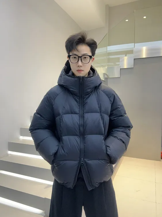 YONS 【泡芙阔型羽绒服】冬季设计师款连帽高克重白鸭绒泡芙羽绒服