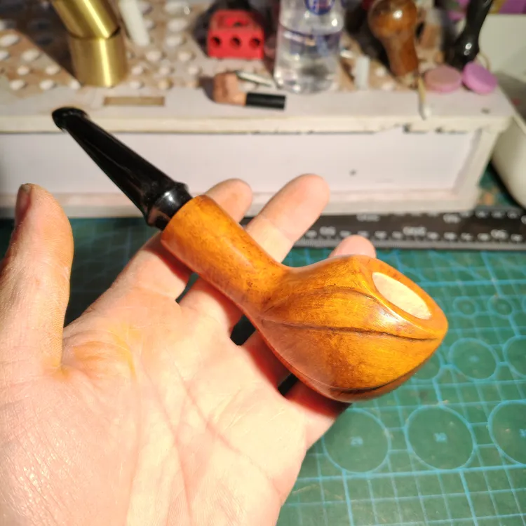 3㎜烟道 石楠木烟斗 全新微瑕疵 适合新人练手 送压棒通条 编号05
