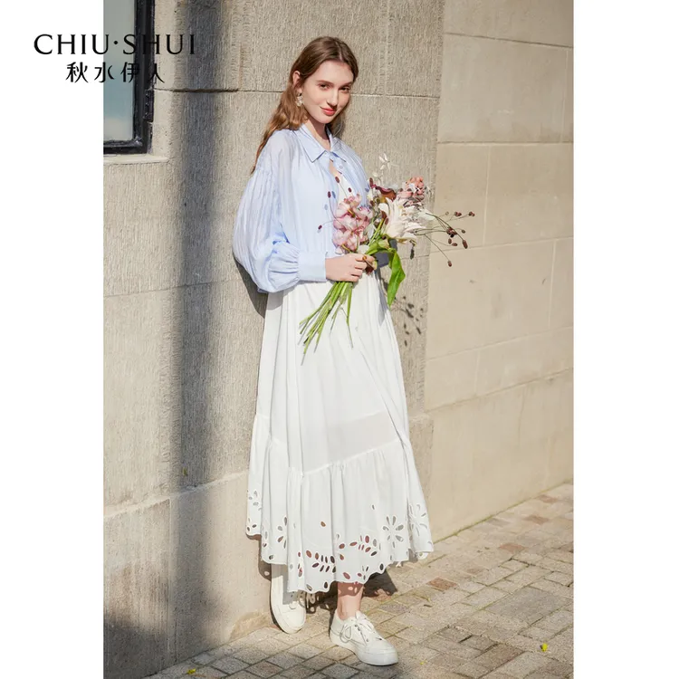 秋水伊人套装2025年春季新款气质蓝白条纹镂空裙子625101C010366