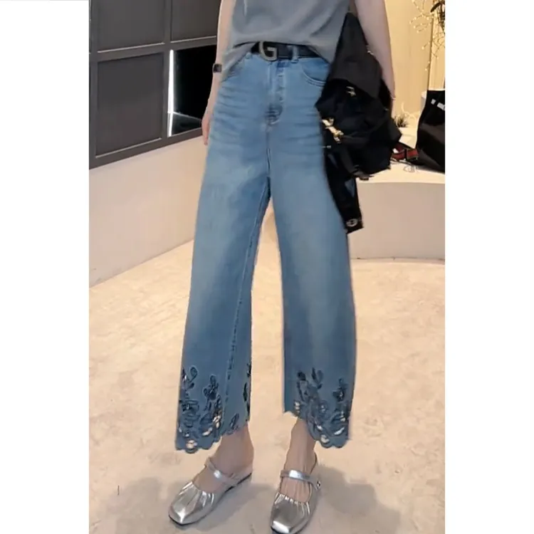 艾塔莉夏季女款镂空设计牛仔裤印花宽松直筒裤复古休闲水洗九分裤