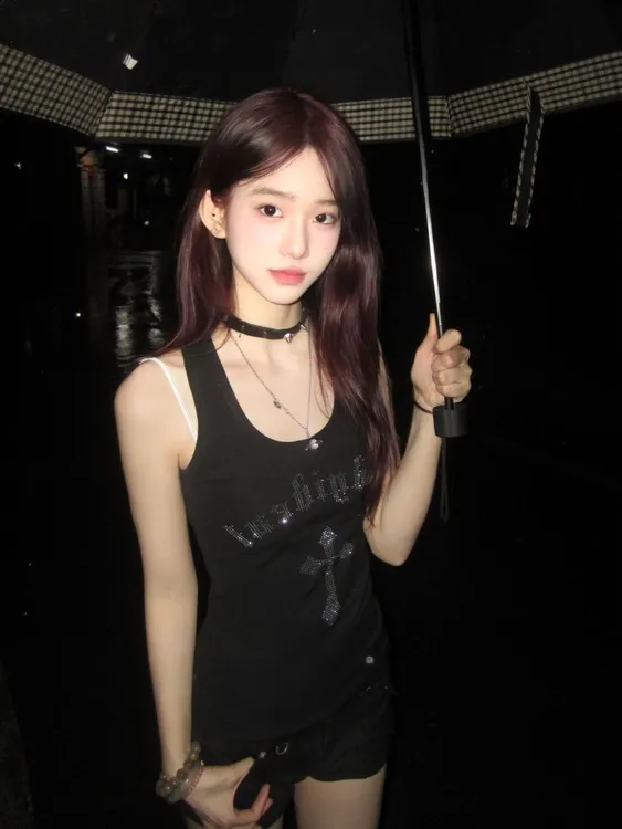 美式复古烫钻字母十字架吊带背心女夏季2025新款洋气短款修身上衣